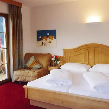 In With Panoramic Mountain Views Vakantiehuis *