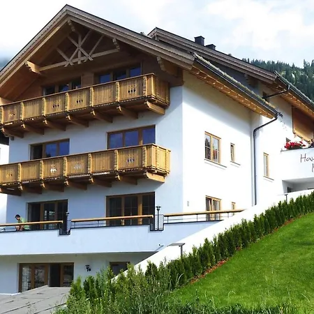 In With Panoramic Mountain Views Ferienhaus Fiss